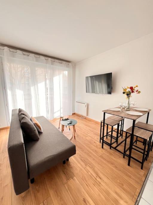 Agreable Paris Disney Centre Ville Metro Rer Rosny-sous-Bois Ngoại thất bức ảnh
